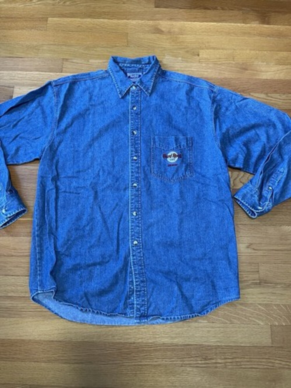 Vintage 90s Hard Rock Cafe Banff Denim Shirt Embroidered Mens XL FREE SHIPPING
